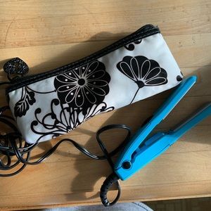 mini conair flat iron
